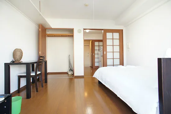 JAPT Roppongi 2 - Interior - ["Furniture", "Building", "Comfort"]