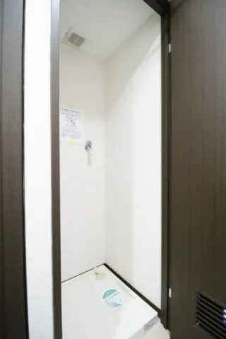 Luxury Apartment East Nihonbashi - Interior - ["Wood", "Flooring", "Floor"]