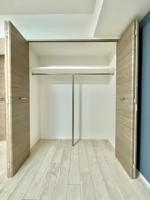 Residia Nishikoyama - Interior - ["Flooring", "Wood", "Floor"]