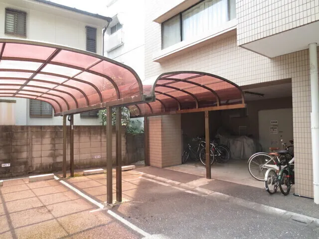Duet Metropolitan University - Other - ["Awning", "Shade", "Daylighting"]