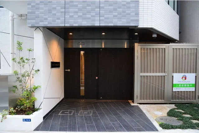 Light Terrace Akihabara - Exterior - ["Home Door"]