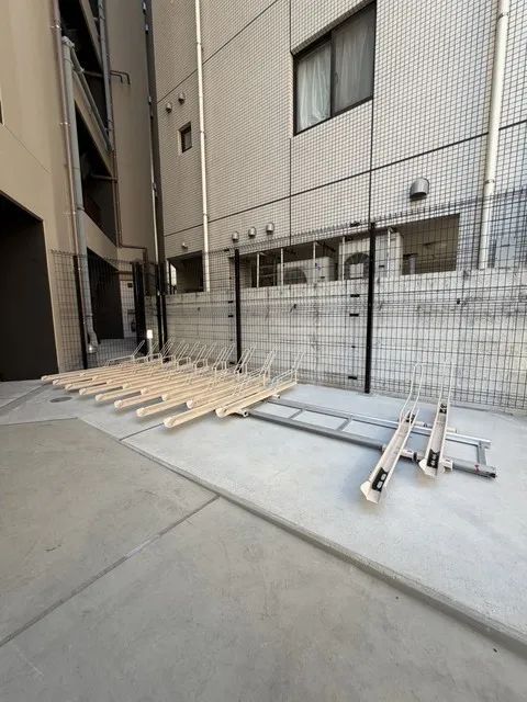 Duo Flatz Itabashi Oyama - Other - ["Floor", "Composite material", "Metal"]