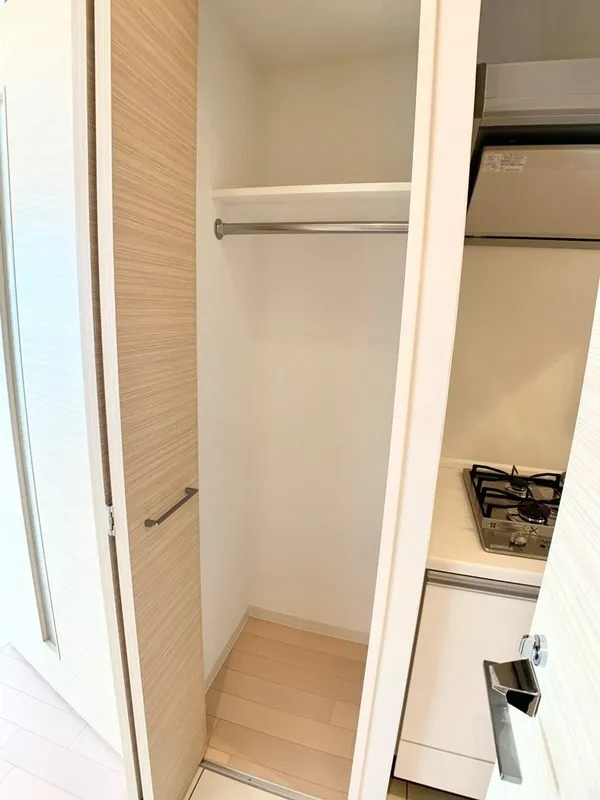 KDX Residence Oyama - Interior - ["Wood", "Flooring", "Floor"]