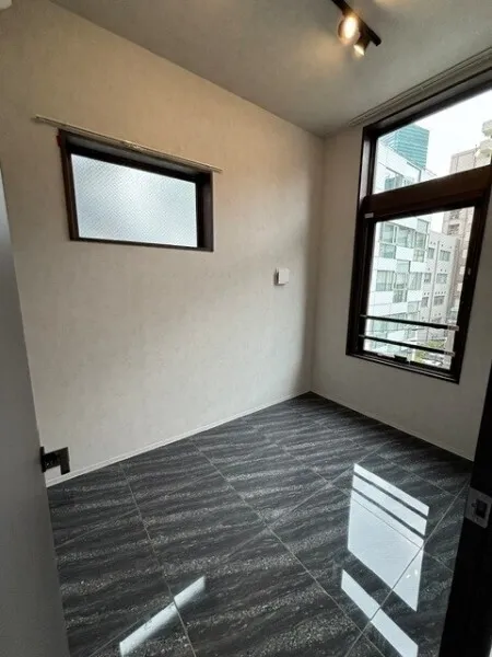 EXAM AKASAKA - Interior - ["Wood", "Flooring", "Floor"]
