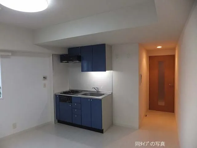 Comforia Ginza East - Interior - ["Cabinetry", "Property", "Building"]