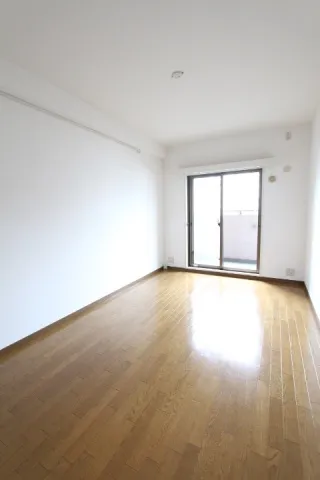 Prime Urban Meguro Riverfront - Interior - ["Fixture", "Wood", "Window"]