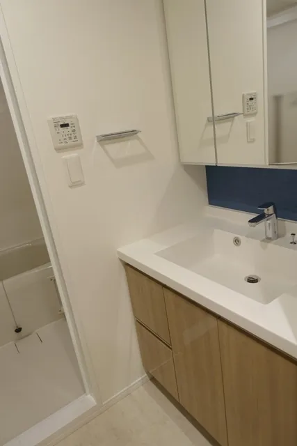 Park Axis Kinshicho West - Interior - ["Bathroom", "Property", "Room"]