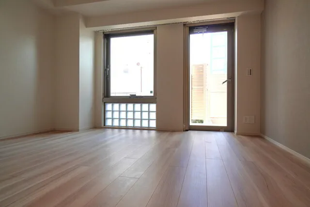 Luffon Progressive Nakano Sakaue - Interior - ["Brown", "Property", "Window"]