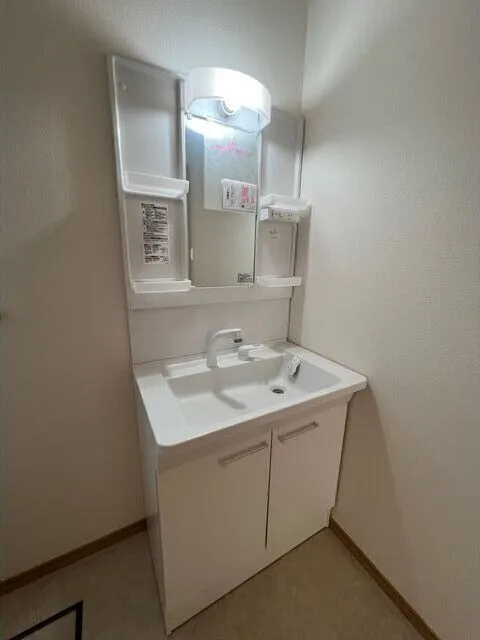 Kolet Senjo Taipei #02 - Interior - ["Plumbing fixture", "Sink", "Bathroom Sink"]