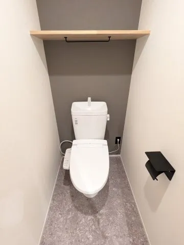 Apice Togoshi Ginza - Interior - ["Toilet seat", "Plumbing fixture", "Toilet"]