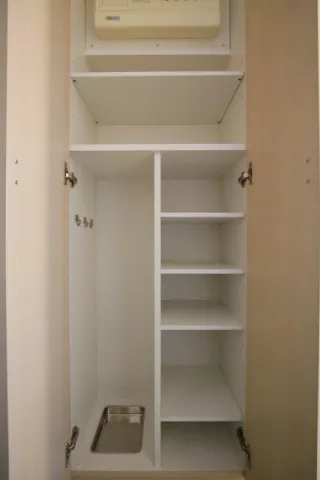 Maison De Ville Higashikanda - Interior - ["Wall", "Wood", "Flooring"]