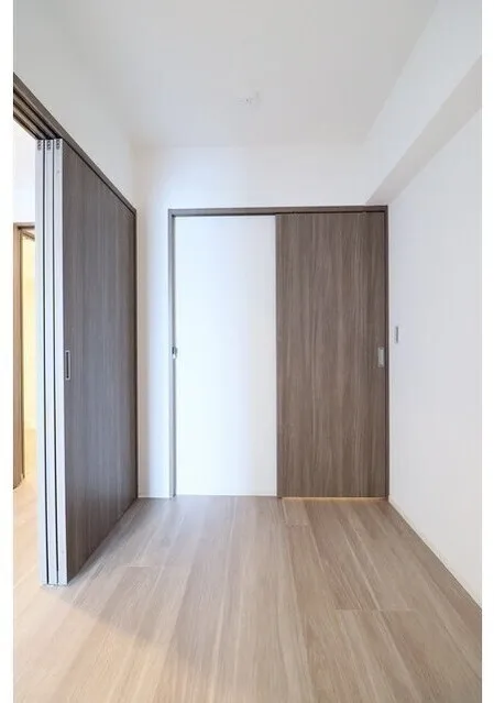Comforia Takenotsuka East - Interior - ["Flooring", "Wood", "Wood flooring"]