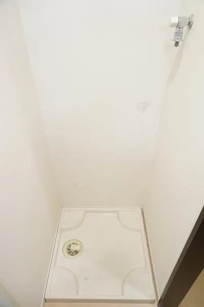 Star Heim - Interior - ["Fixture", "Wood", "Floor"]