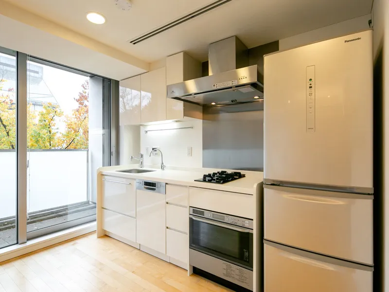 Omotesando Hills Zelkova Terrace - Interior - ["Cabinetry", "Countertop", "Property"]