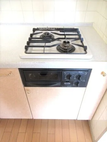 Lions Tower Ikebukuro - Interior - ["Major appliance", "Kitchen Appliance", "Kitchen stove"]