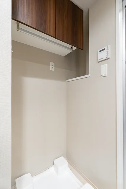 Millea Court Ginza Premier - Interior - ["Wall", "Wood", "Flooring"]