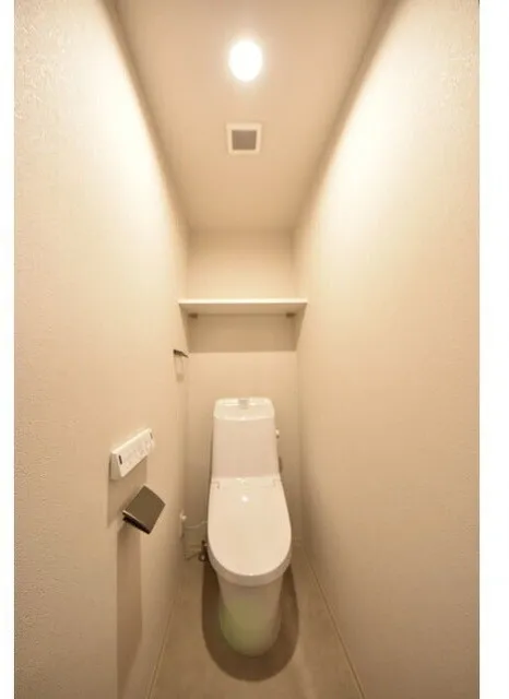 Memora Ikebukuro - Interior - ["Flooring", "Floor", "Toilet seat"]