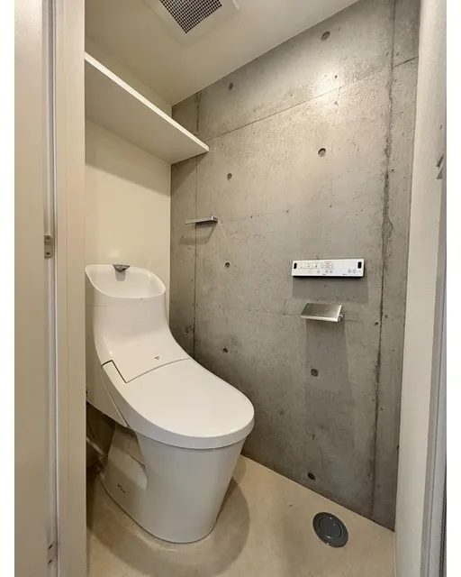 FARE Okachimachi - Interior - ["Plumbing fixture", "Toilet seat", "Flooring"]