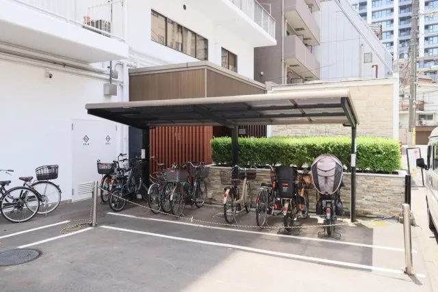 City Heights Oimachi - Other - ["Bicycle", "Bicycle wheel", "Bicycle frame"]