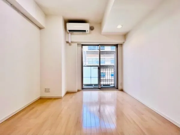 KDX Residence Nishi Shinjuku - Interior - ["Wood flooring"]