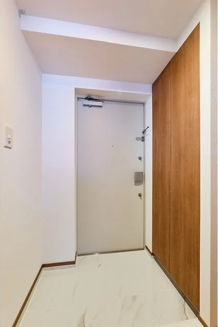 Gran Casa Oku - Interior - ["Wall", "Flooring", "Wood"]