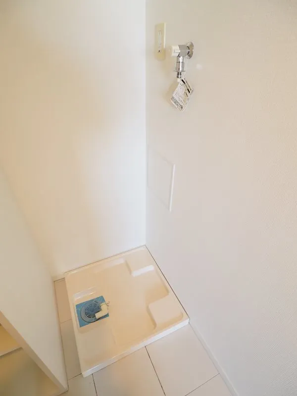 Residia Bunkyo Honkomagome - Interior - ["Fixture", "Tile flooring", "Wood"]