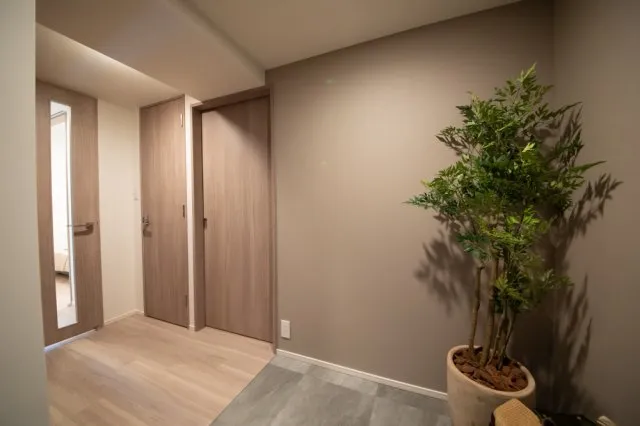 Proud Flat Tsukishima Avenue - Interior - ["Plant", "Flowerpot", "Wood"]