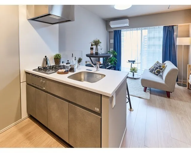 Baus Flats Kuramae - Interior - ["Flooring", "Kitchen", "Interior design"]