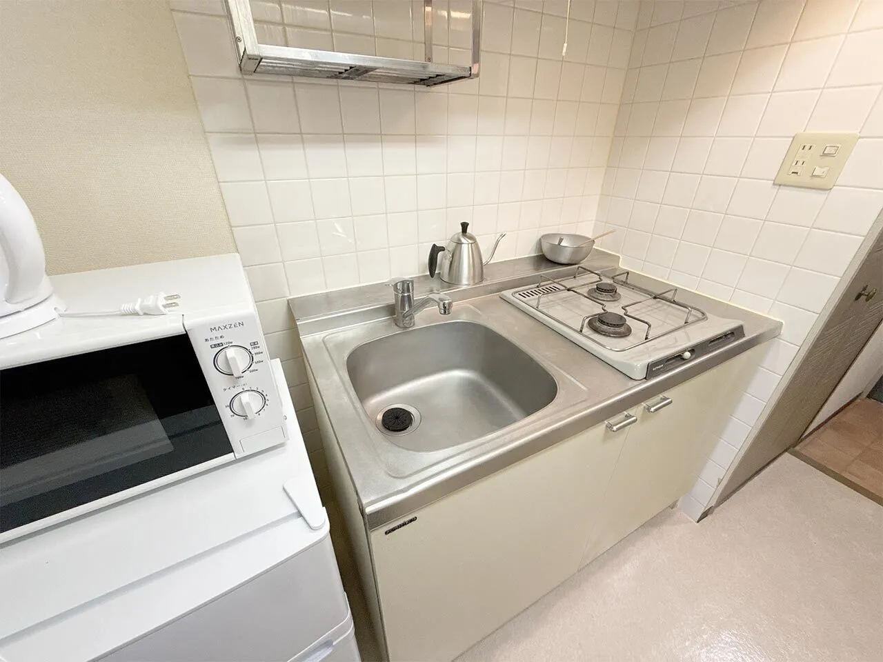 Mynavi Stay Kachidoki - Interior - ["Major appliance", "Flooring", "Plumbing fixture"]