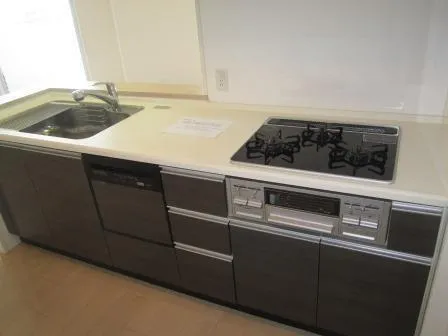 Due Namba South - Interior - ["Kitchen Appliance", "Major appliance", "Kitchen"]