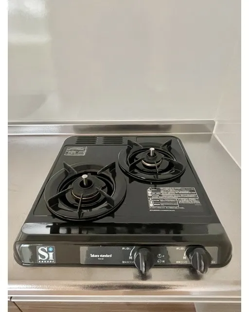 BREEZE TERRACE - Interior - ["Gas stove", "Cooktop", "Kitchen stove"]