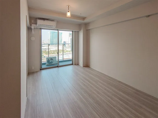 Royal Parks Shinagawa - Interior - ["Floor", "Flooring", "Wood flooring"]