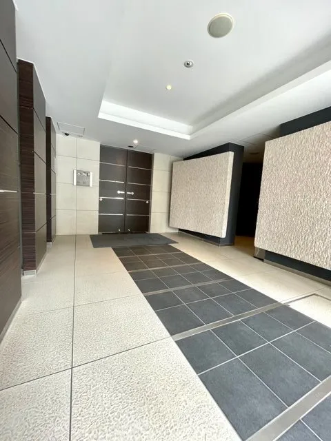 Residia Kamata V - Exterior - ["Property", "Light", "Door"]