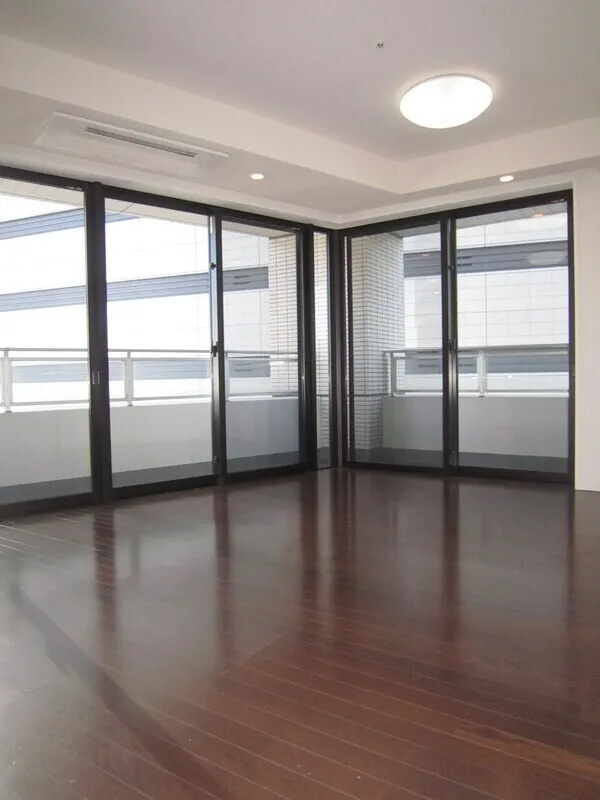 Concieria Nishi Shinjuku TOWER'S WEST - Interior - ["Flooring", "Floor", "Wood"]