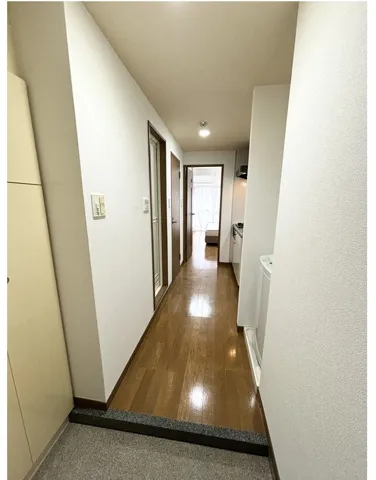 Sky Court Ginza East No. 2 - Interior - ["Flooring", "Floor", "Wood flooring"]