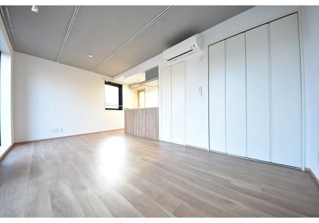 Maison Bellvie Shimokitazawa - Interior - ["Flooring", "Floor", "Wall"]