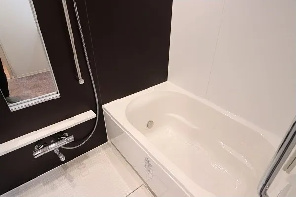 Comforia Takinogawa - Interior - ["Tap", "Plumbing fixture", "Bathtub"]