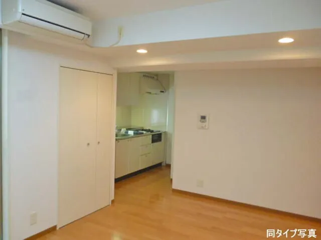 Comforia Ginza East - Interior - ["Flooring", "Floor", "Wood"]
