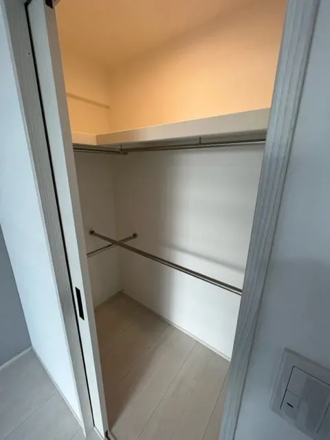 Residia Shibaura - Interior - ["Fixture", "Wood", "Floor"]