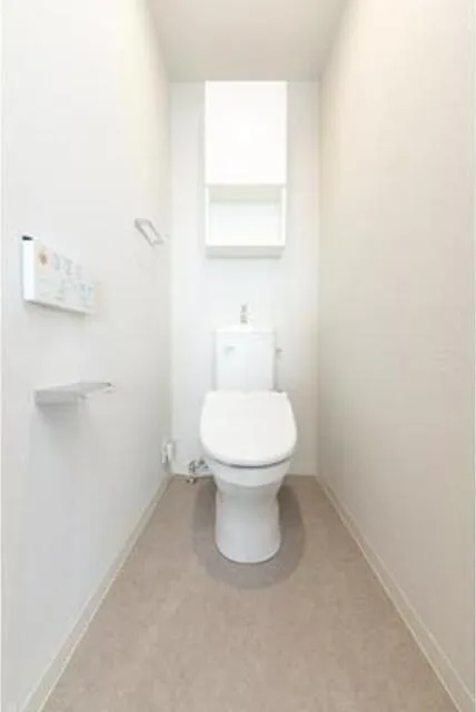 Merukumaru Keio Sasazuka Residence - Interior - ["Toilet seat", "Plumbing fixture", "Toilet"]