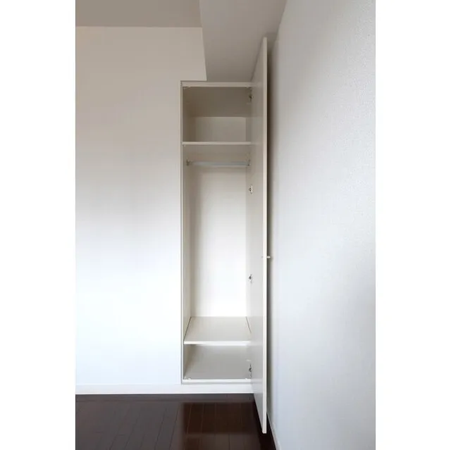Orchid Residence Shinagawa - Interior - ["Fixture", "Rectangle", "Wood"]