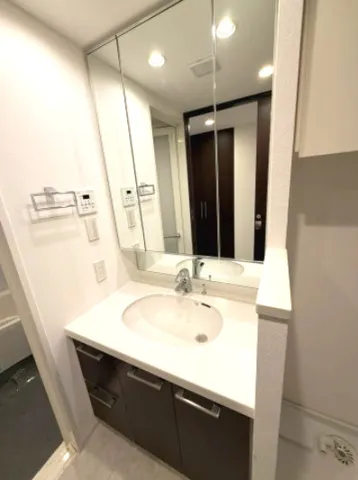 Prime Urban Nihonbashi Odenmacho - Interior - ["Floor", "Flooring", "Interior design"]