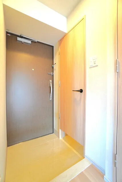 Livio Maison Ochanomizu EAST - Interior - ["Wood", "Flooring", "Floor"]