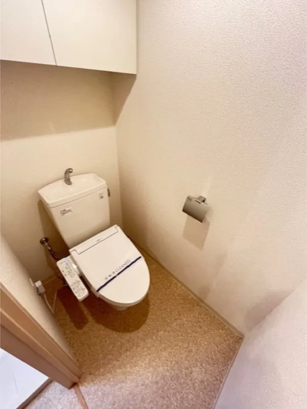 West Park Tower Ikebukuro - Interior - ["Flooring", "Floor", "Toilet seat"]