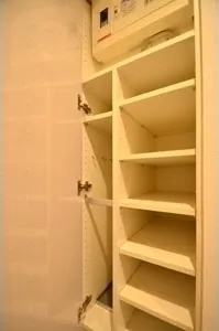 Spacia Sangenjaya No.2 - Interior - ["Furniture", "Shelf", "Bookcase"]