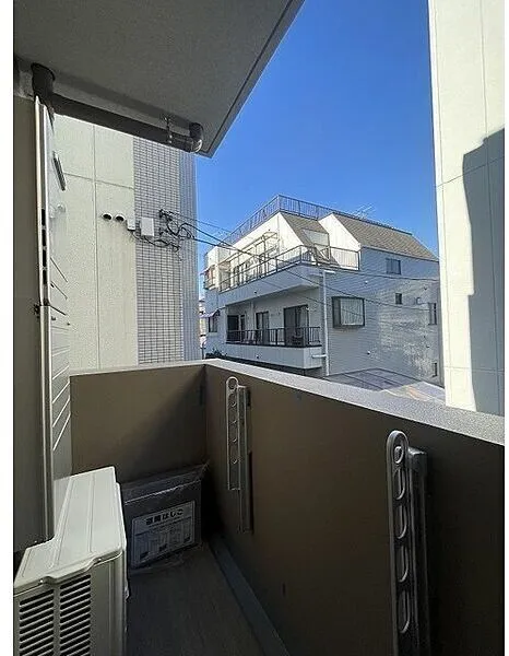WHARF Bunkyo Myogadani - Interior - ["Sky", "Window", "Building"]