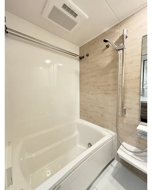 Asyl Court Nerima Nakamurabashi - Interior - ["Plumbing fixture", "Bathtub", "Bathroom"]