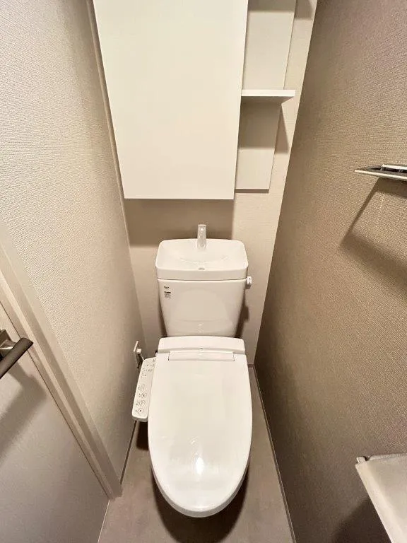 Le Fone Progre Takadanobaba North - Interior - ["Toilet seat", "Toilet", "Plumbing fixture"]
