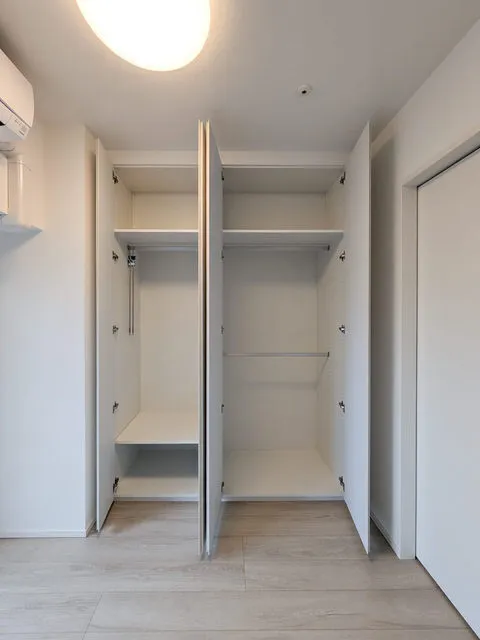 BPR Residence Minami-Shinagawa - Interior - ["Flooring", "Wall", "Floor"]