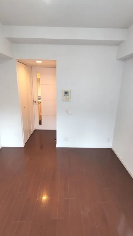 Residia Tsukiji - Interior - ["Flooring", "Wood", "Floor"]